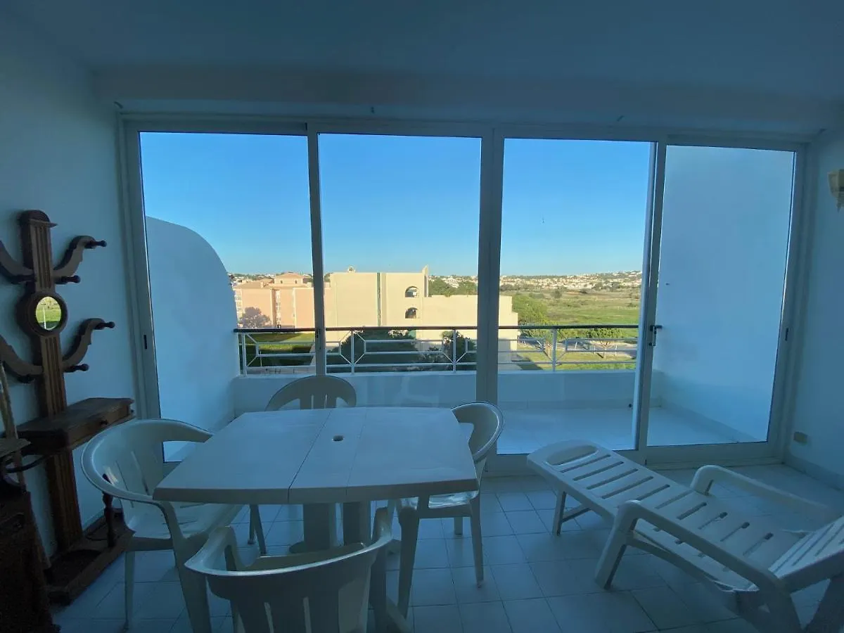 Camelia T2 Apartment Albufeira