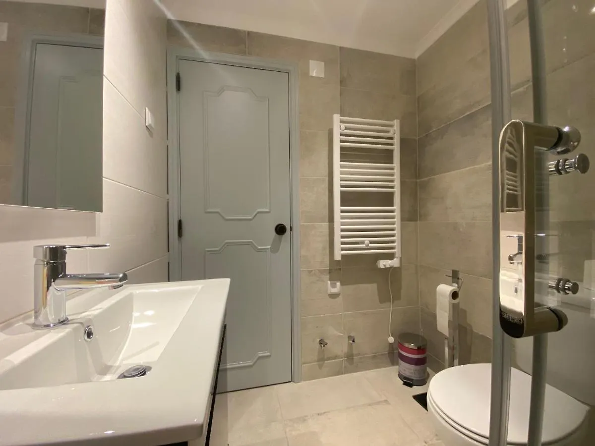 Camelia T2 Apartment Albufeira